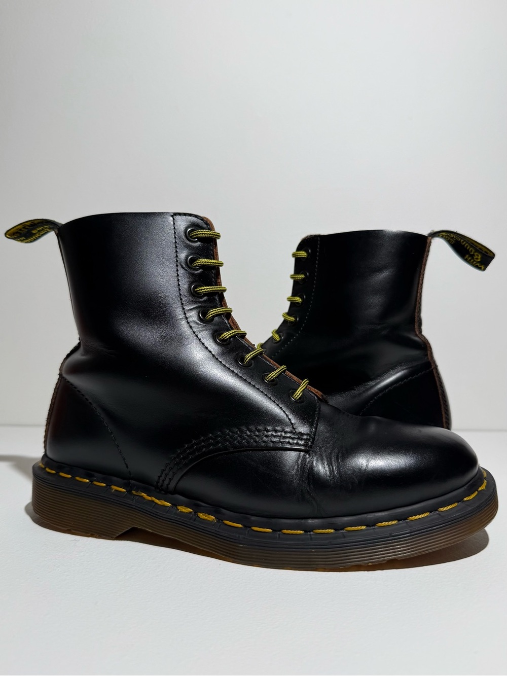 Dr. Martens Black MIE Quilon Leather 1460 England Vintage Lace Up Boots